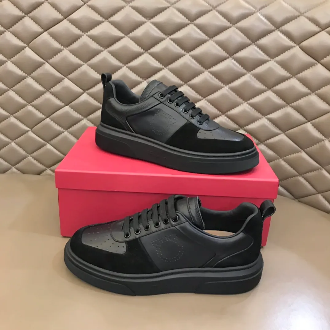 p420 "Salvatore Ferraga**" men's low-cut fashion sneakers. This casual shoe has a novel structure and is made of soft calfskin. The contrasting color elements on the upper highlight the bold and avant-garde atmosphere. The first-layer cowhide lining is high-end and comfortable. Energetic and fresh, these shoes can be worn with casual looks or add a touch of street style to elegant trousers.  Size: 38-44